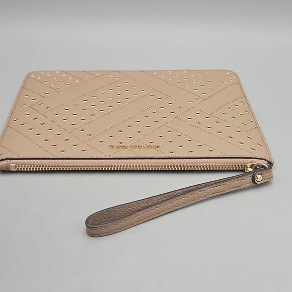 Michael Kors Bags Michael Kors Jet Set Travel XL Clutch - Picture 13 of 15